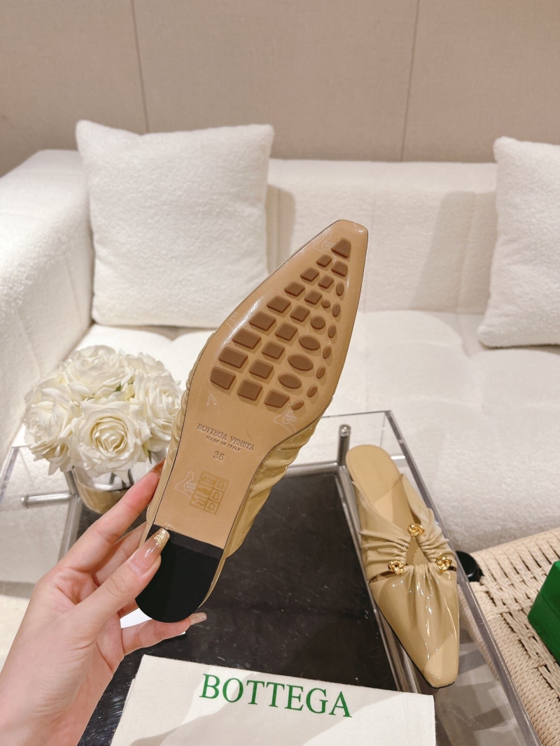 Bottega Veneta flat shoes